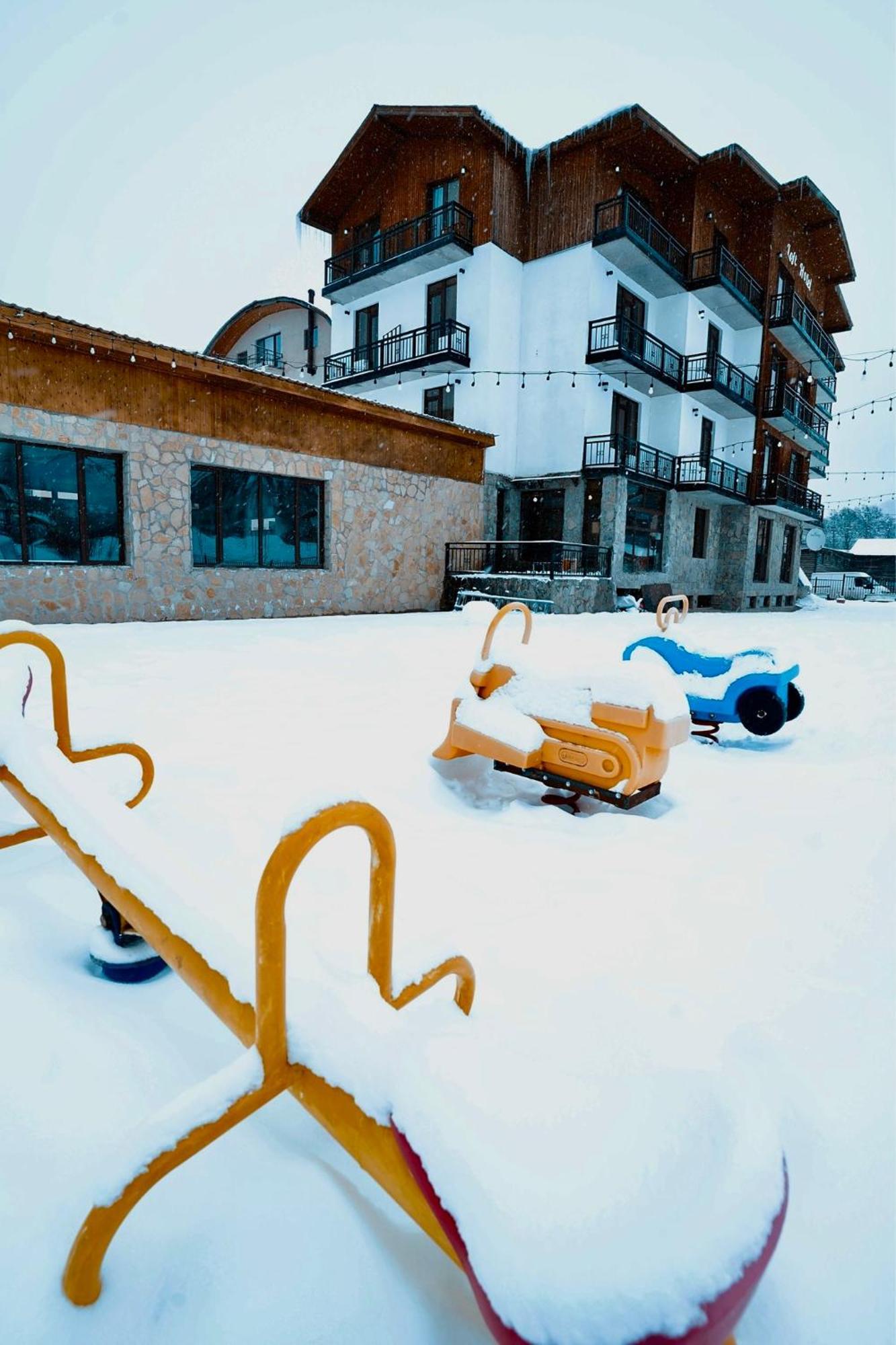 Loft Hotel Bakuriani Ngoại thất bức ảnh
